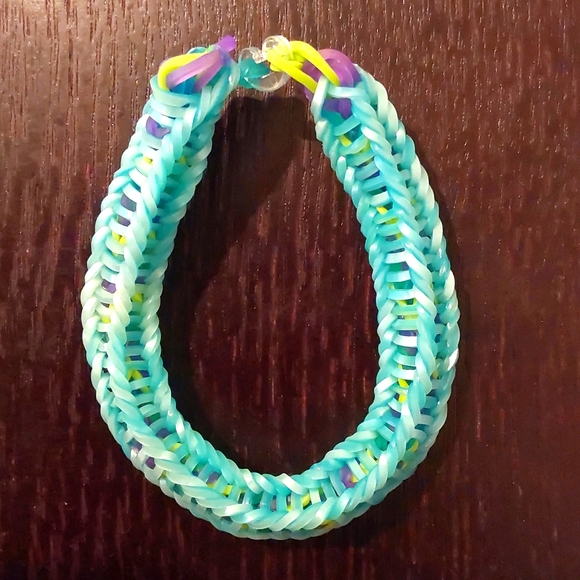 Tidal wave - Picture 1 of 4